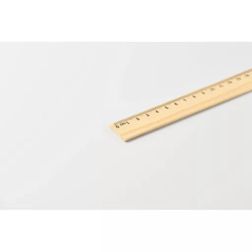 Fa vonalzó 20cm