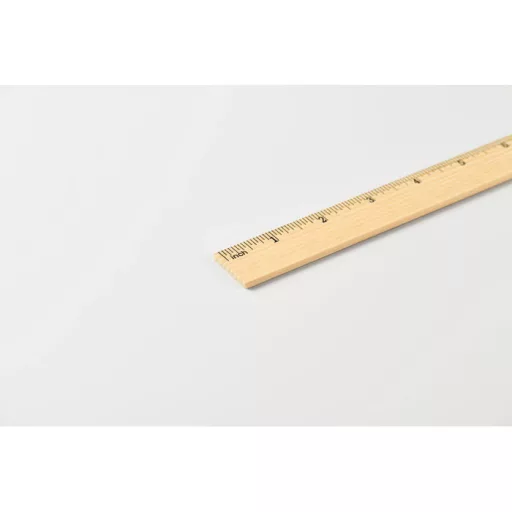 Fa vonalzó 30 cm